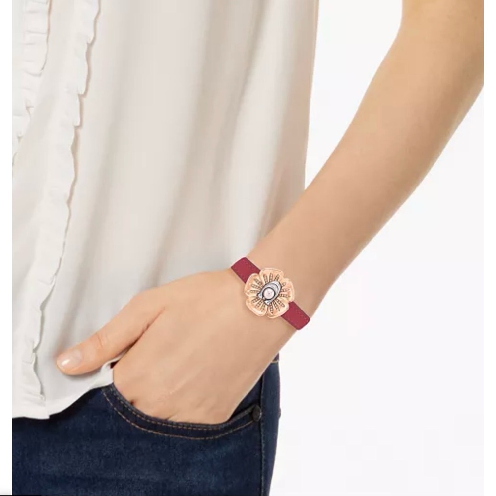 Coach Women's Tea Rose Quartz Pink Dial Watch - RARE! - Picture 9 of 9